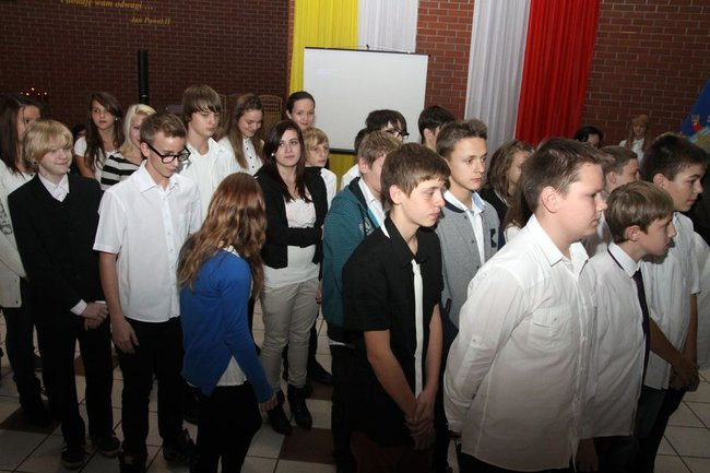 Święto szkoły i pasowanie w Gimnazjum nr 7