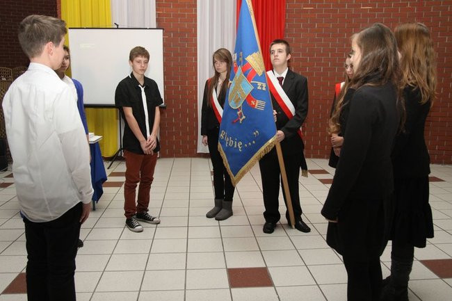 Święto szkoły i pasowanie w Gimnazjum nr 7