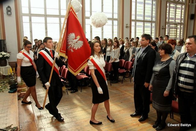 Apel w III LO w Lesznie (zdjęcia)