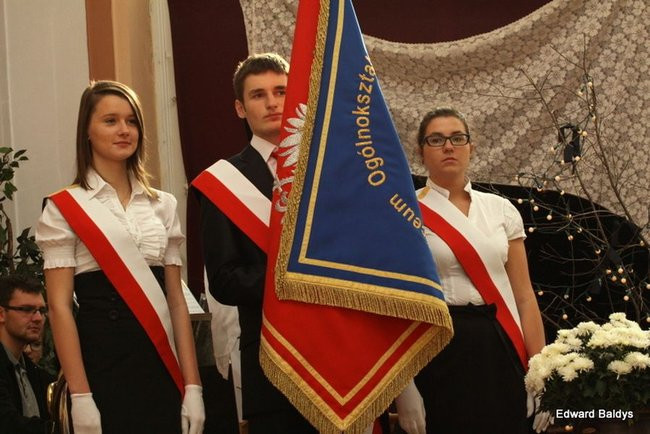 Apel w III LO w Lesznie (zdjęcia)