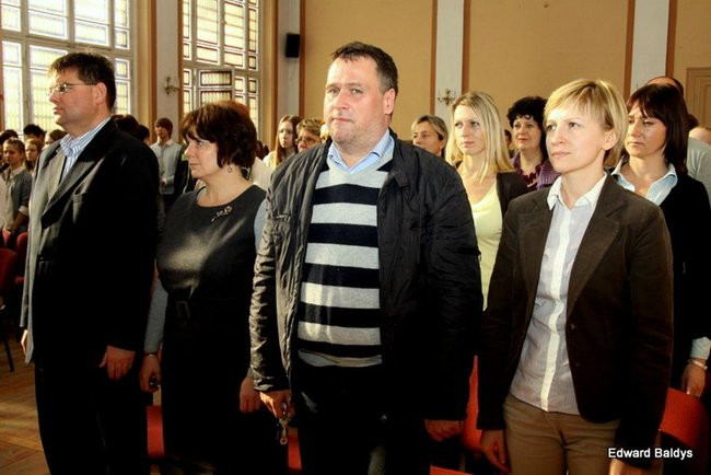 Apel w III LO w Lesznie (zdjęcia)