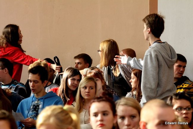 Apel w III LO w Lesznie (zdjęcia)