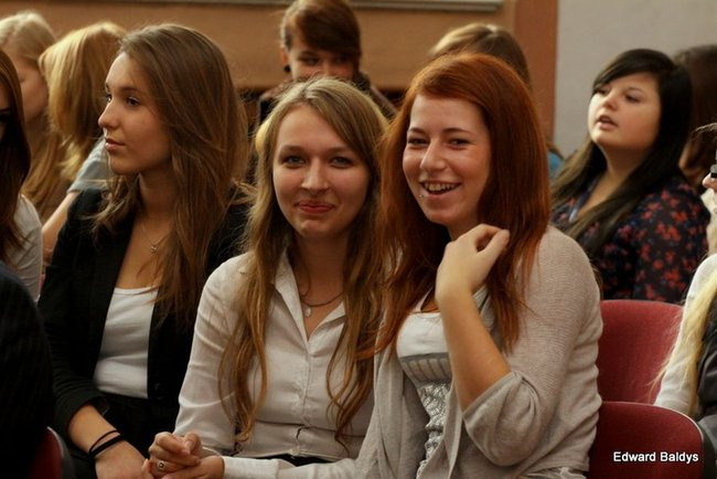 Apel w III LO w Lesznie (zdjęcia)