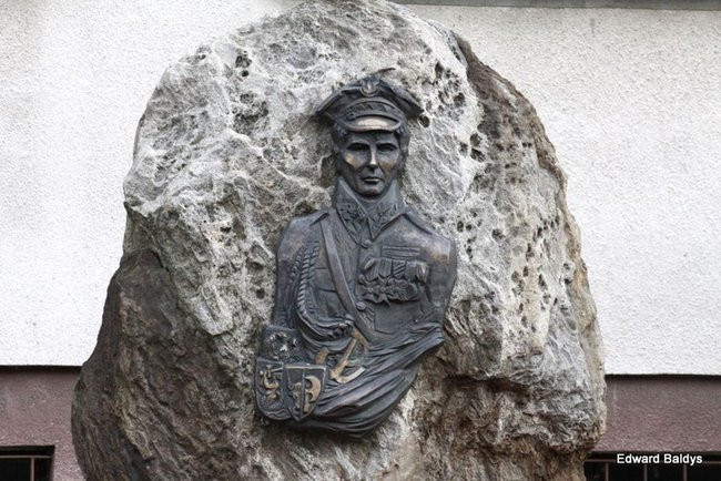 Dwunastka na Święto Niepodległości (zdjęcia)