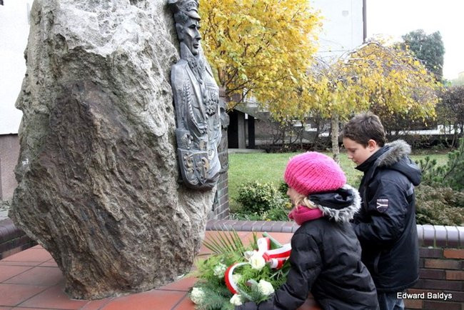Dwunastka na Święto Niepodległości (zdjęcia)