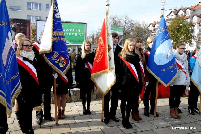 Coraz więcej ludzi chce świętować (zdjęcia)