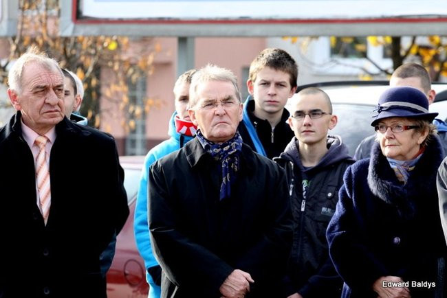 Coraz więcej ludzi chce świętować (zdjęcia)