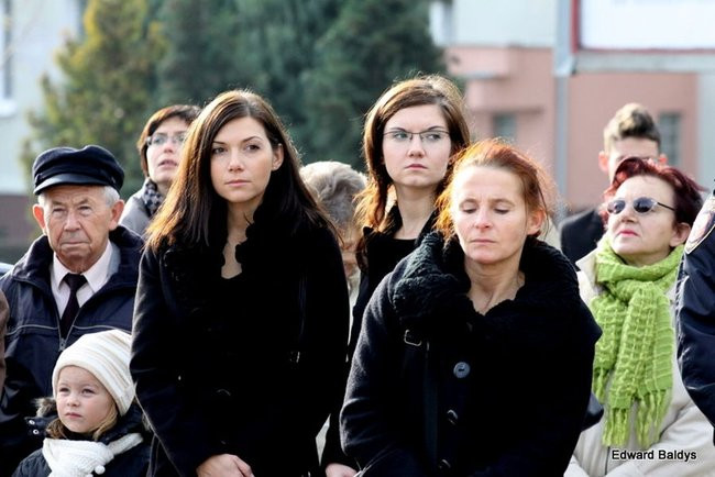 Coraz więcej ludzi chce świętować (zdjęcia)