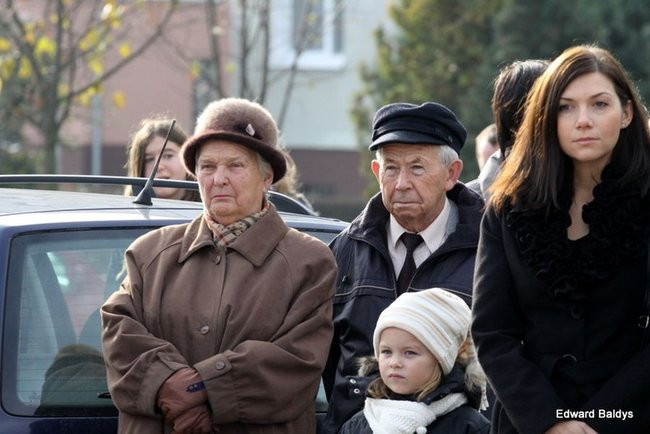 Coraz więcej ludzi chce świętować (zdjęcia)