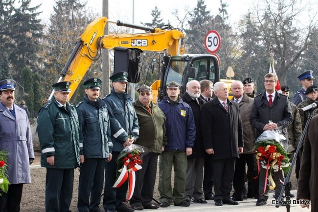 Coraz więcej ludzi chce świętować (zdjęcia)
