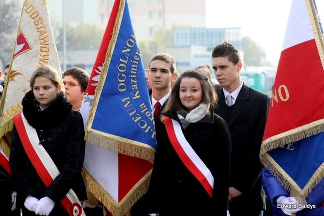 Coraz więcej ludzi chce świętować (zdjęcia)