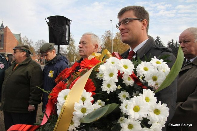 Coraz więcej ludzi chce świętować (zdjęcia)