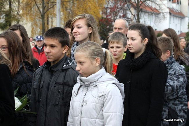 Coraz więcej ludzi chce świętować (zdjęcia)