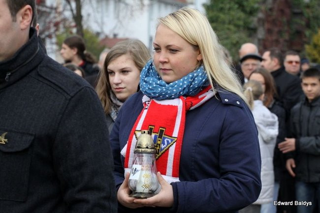 Coraz więcej ludzi chce świętować (zdjęcia)
