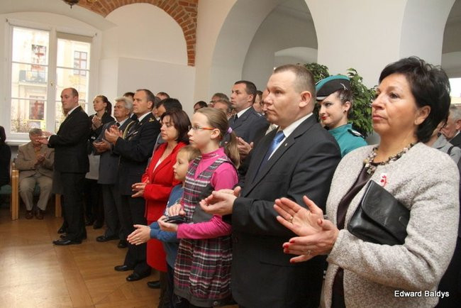 Wzruszające chwile w ratuszu (zdjęcia)