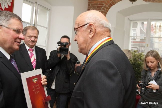 Wzruszające chwile w ratuszu (zdjęcia)