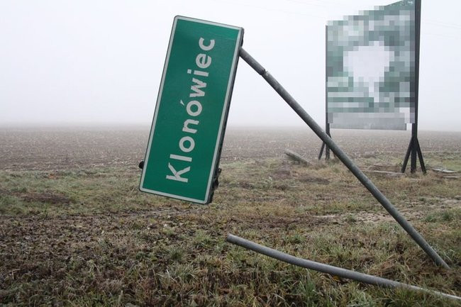 Pijany kierowca wywrócił cysternę (zdjęcia)