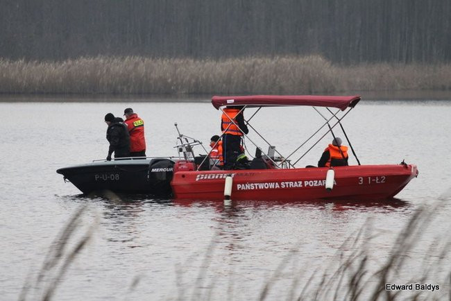 Jedna osoba nie żyje, drugiej szukają (zdjęcia)