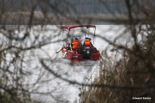 Jedna osoba nie żyje, drugiej szukają (zdjęcia)