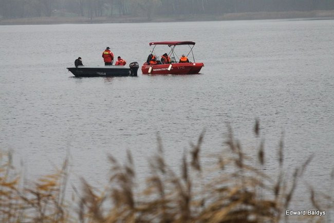 Jedna osoba nie żyje, drugiej szukają (zdjęcia)