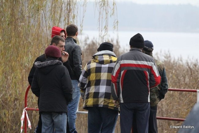 Jedna osoba nie żyje, drugiej szukają (zdjęcia)