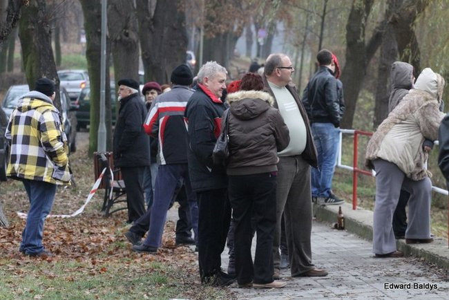 Jedna osoba nie żyje, drugiej szukają (zdjęcia)