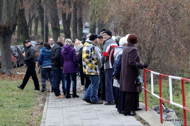 Jedna osoba nie żyje, drugiej szukają (zdjęcia)