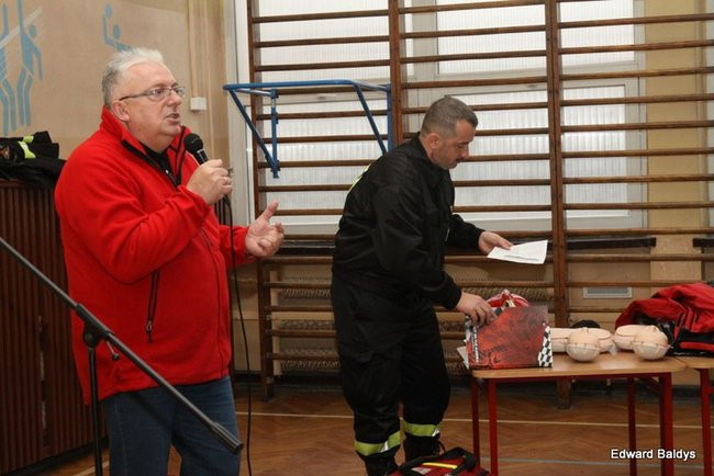 Bezpieczna szkoła i uczeń w SP 10  (zdjęcia)