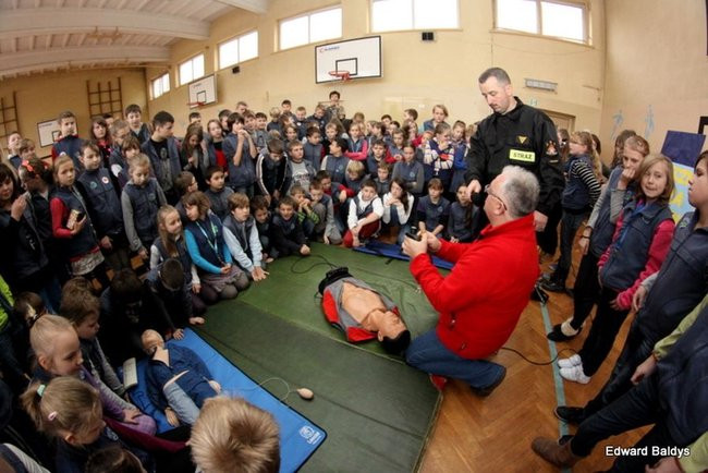 Bezpieczna szkoła i uczeń w SP 10  (zdjęcia)