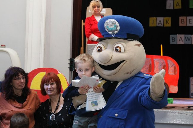 Wiedzą jak bezpiecznie się bawić (zdjęcia)