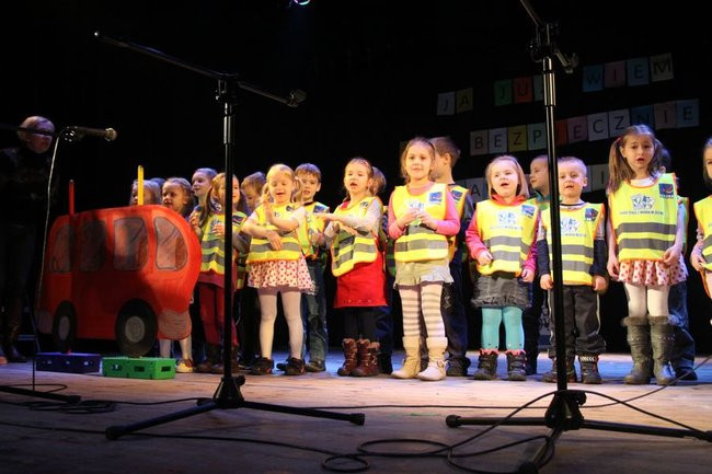 Wiedzą jak bezpiecznie się bawić (zdjęcia)