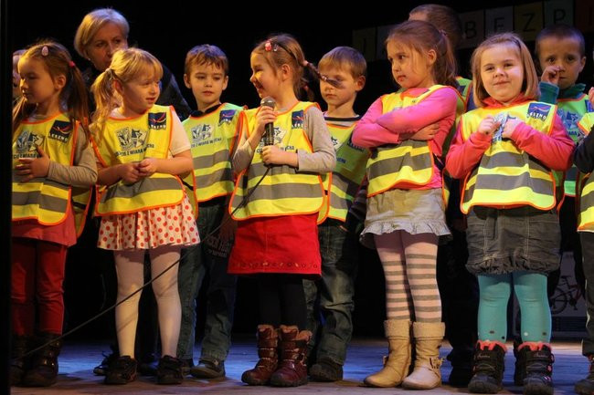 Wiedzą jak bezpiecznie się bawić (zdjęcia)