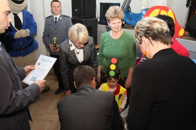 Wiedzą jak bezpiecznie się bawić (zdjęcia)