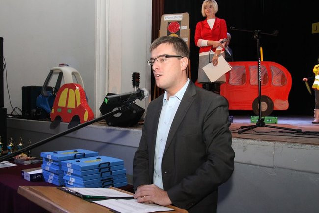 Wiedzą jak bezpiecznie się bawić (zdjęcia)