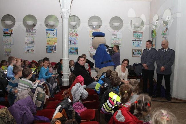 Wiedzą jak bezpiecznie się bawić (zdjęcia)