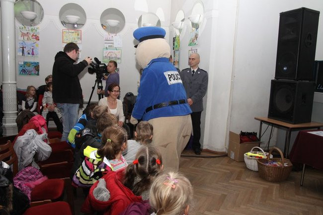 Wiedzą jak bezpiecznie się bawić (zdjęcia)