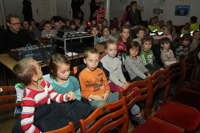 Wiedzą jak bezpiecznie się bawić (zdjęcia)