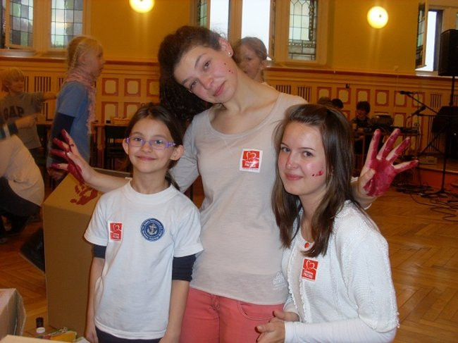 Malowanie paczek w Ekonomiku (zdjęcia)