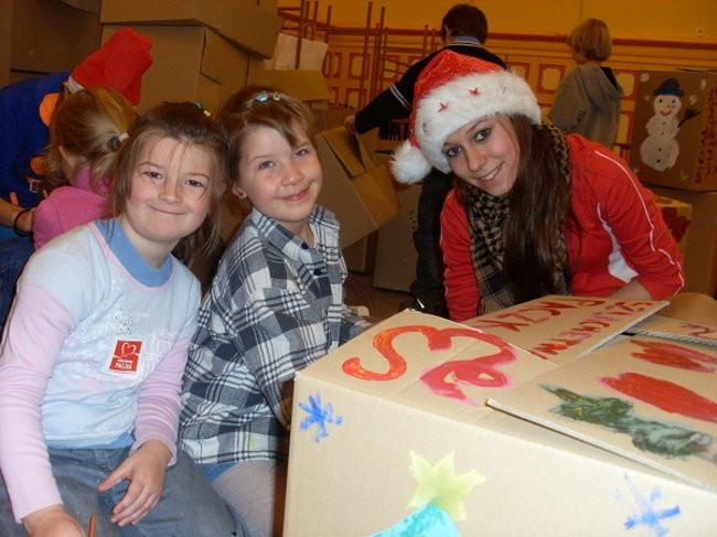 Malowanie paczek w Ekonomiku (zdjęcia)