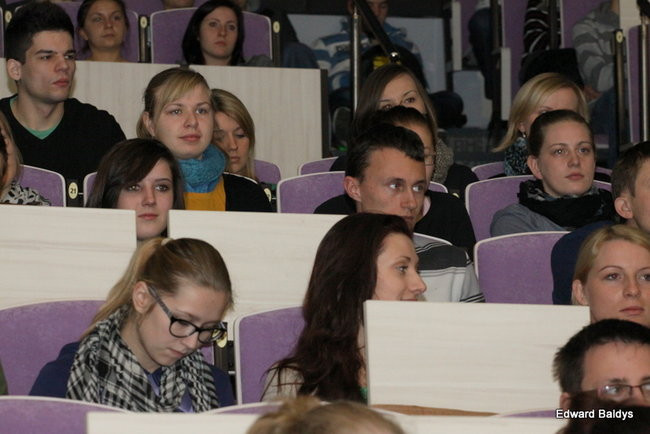 Józef Oleksy zachęca młodych do polityki