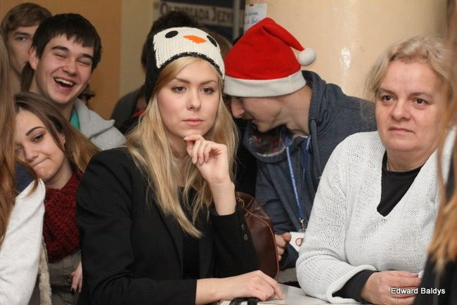 Mikołajki  w III LO  w Lesznie (dużo zdjęć)