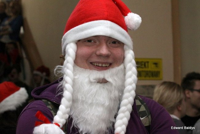 Mikołajki  w III LO  w Lesznie (dużo zdjęć)