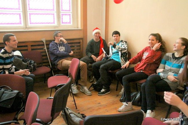 Mikołajki  w III LO  w Lesznie (dużo zdjęć)
