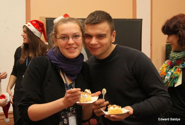 Mikołajki  w III LO  w Lesznie (dużo zdjęć)