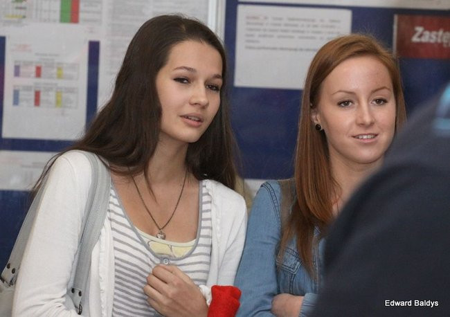 Mikołajki  w III LO  w Lesznie (dużo zdjęć)