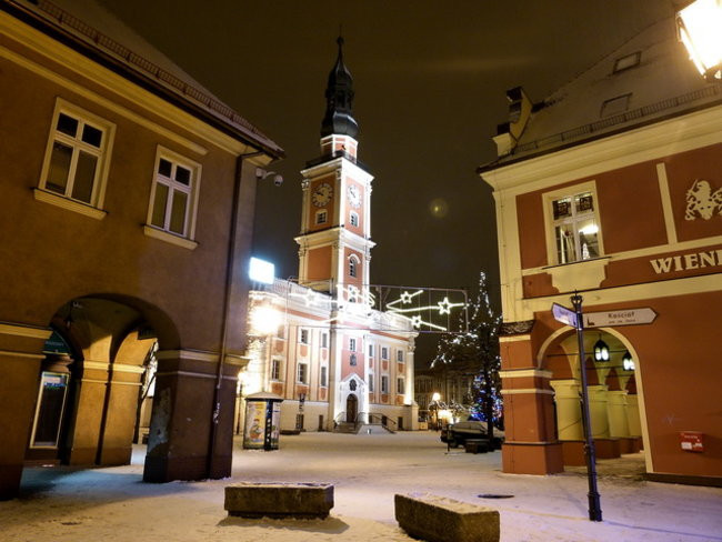 Świąteczne, nocne Leszno (zdjęcia)