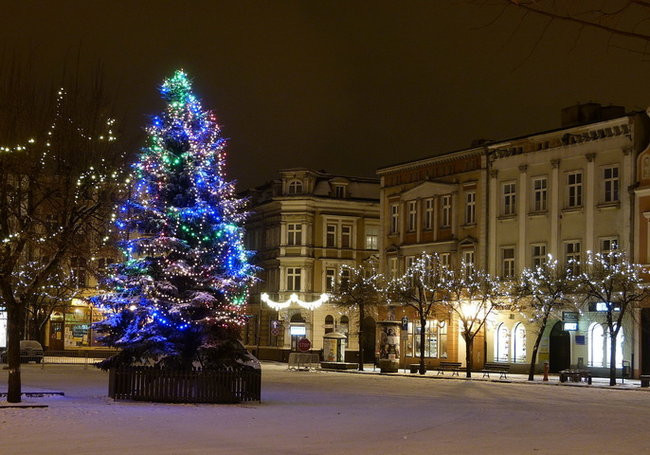 Świąteczne, nocne Leszno (zdjęcia)