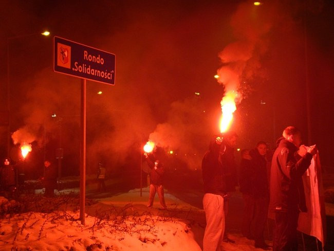 Kibice pamiętają o 13 grudnia 1981 (zdjęcia)