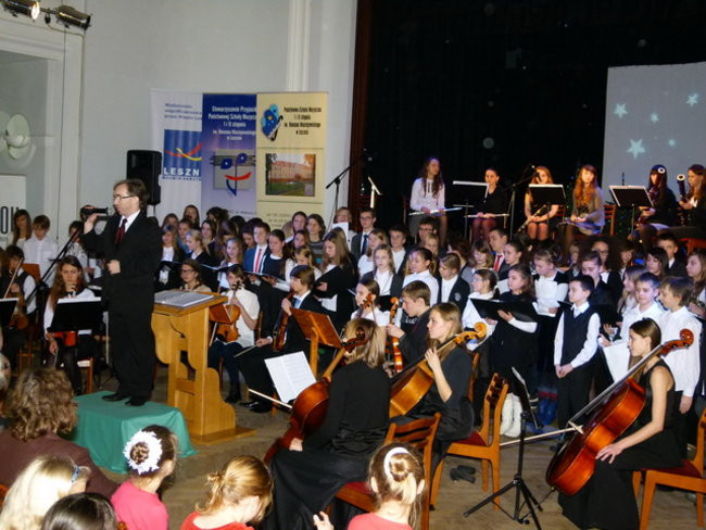 Szkoła jak filharmonia (kilka zdjęć)