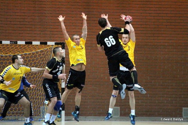 Rywal za mocny (zdjęcia)